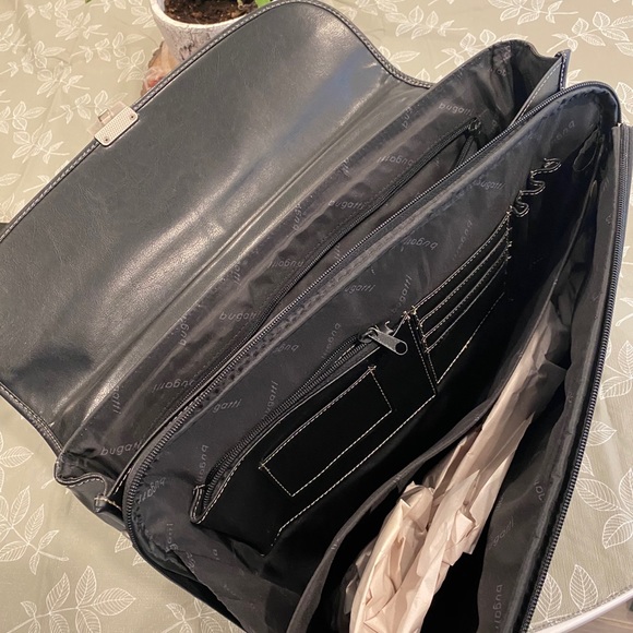 Bugatti lap top bag brand new - Picture 3 of 4